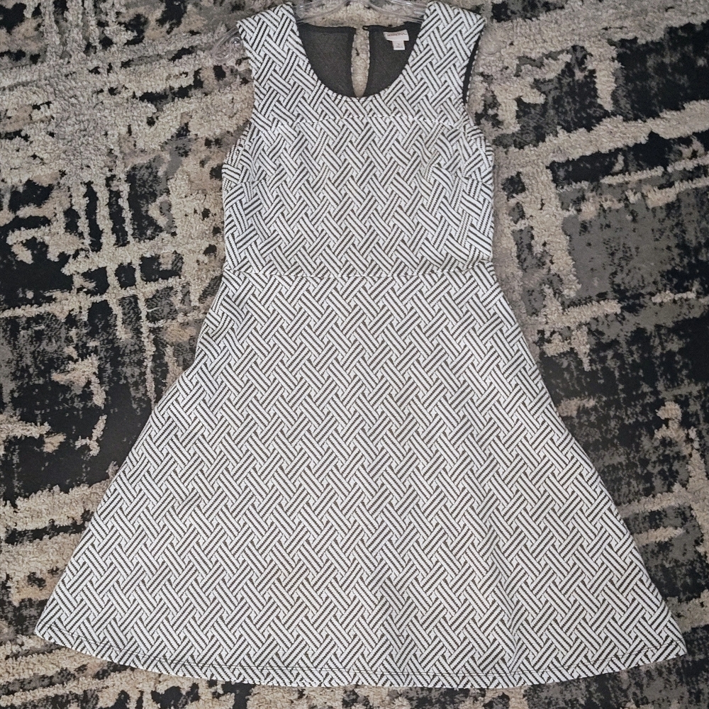 Merona-Black & White Sleeveless Fit & Flare Dress Small